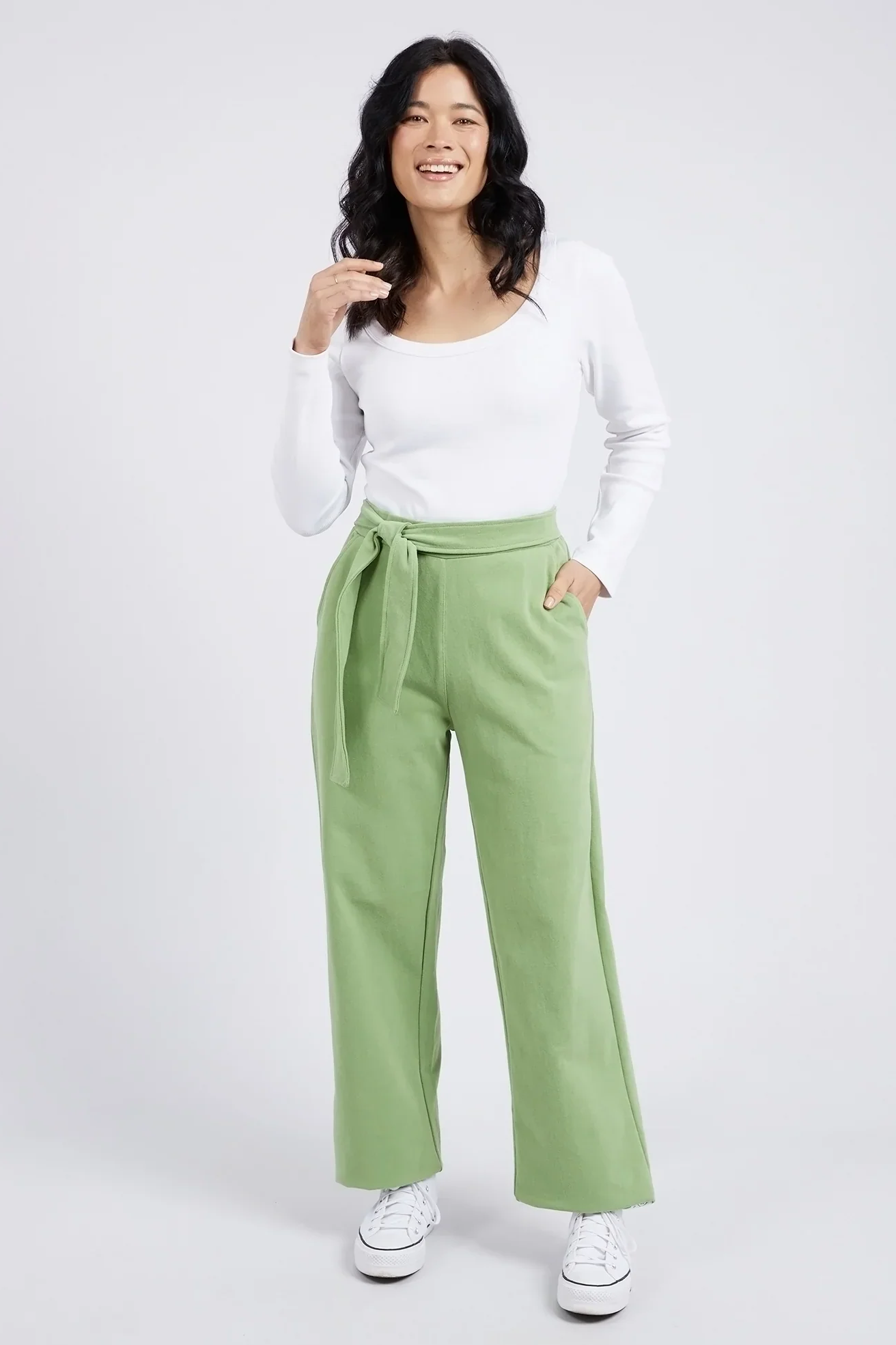 On The Go Pant in Jungle Green On The Go Pant in Jungle Green