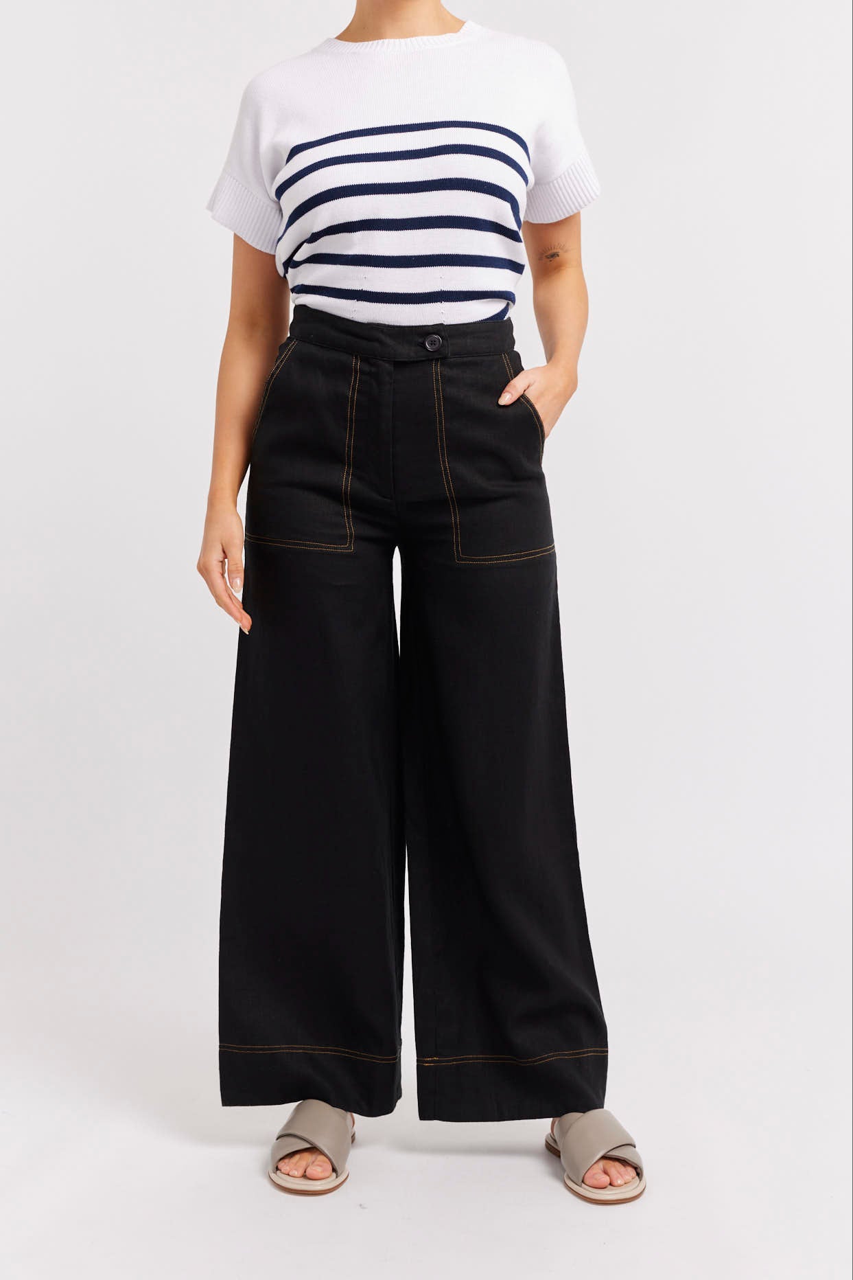 Clio Linen Pant in Black Clio Linen Pant in Black