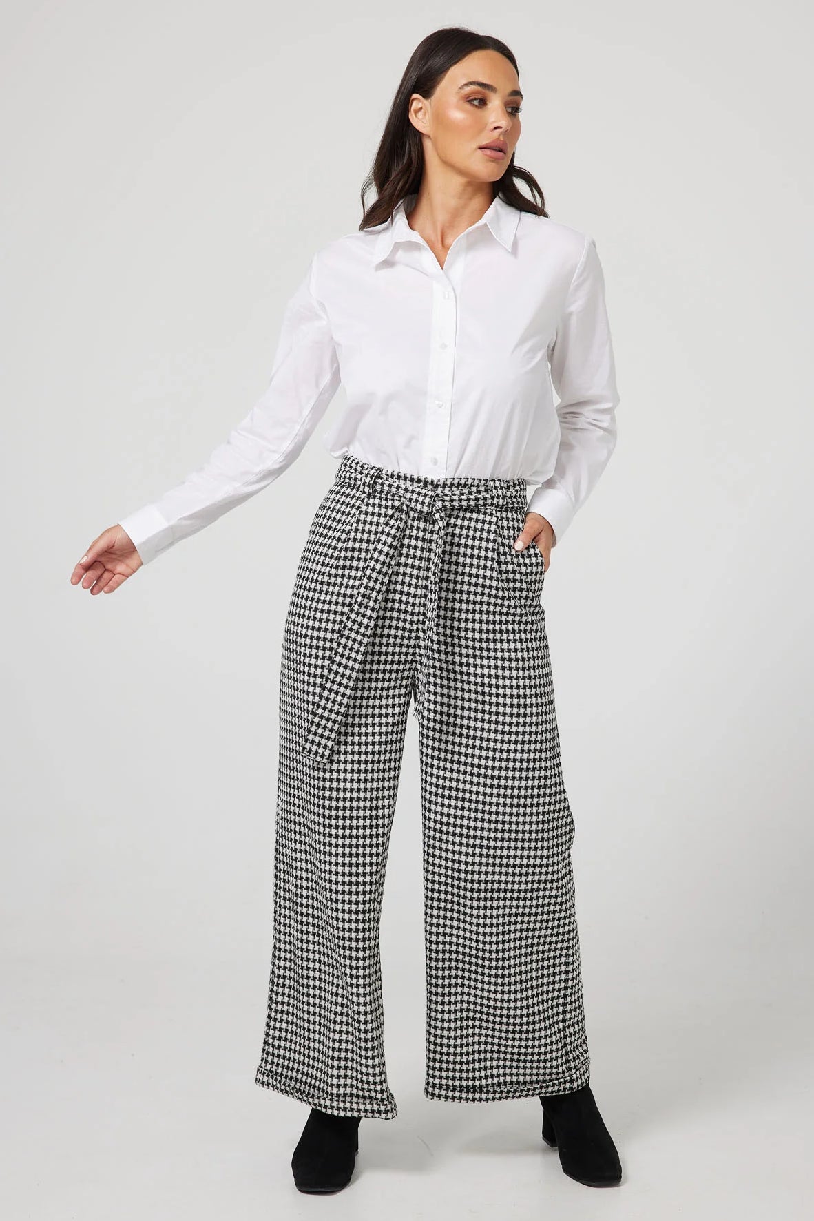 Sadler Pants in Black & White Houndstooth Sadler Pants in Black & White Houndstooth