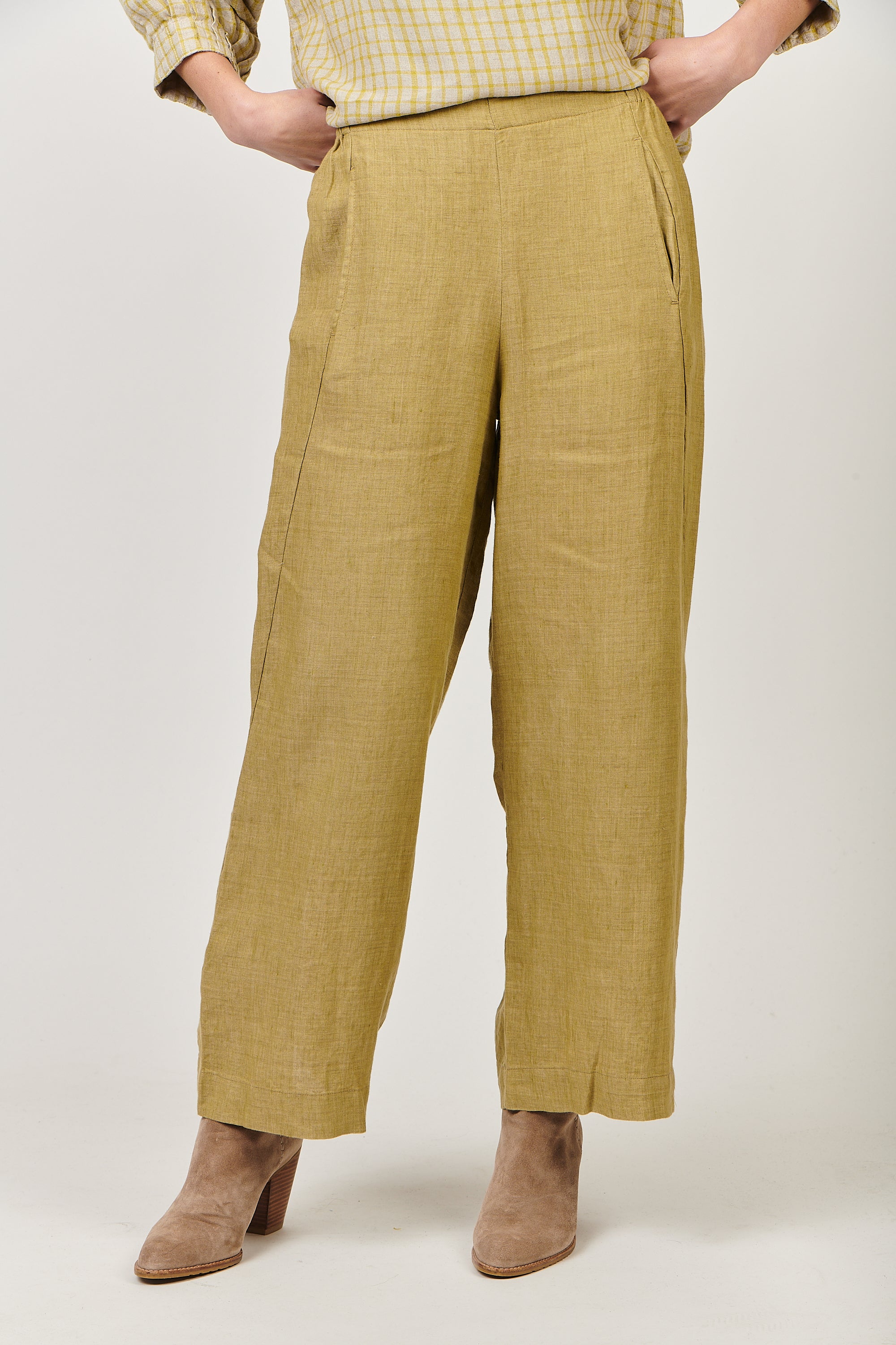 GA398 Straight Leg Pant in Peridot GA398 Straight Leg Pant in Peridot