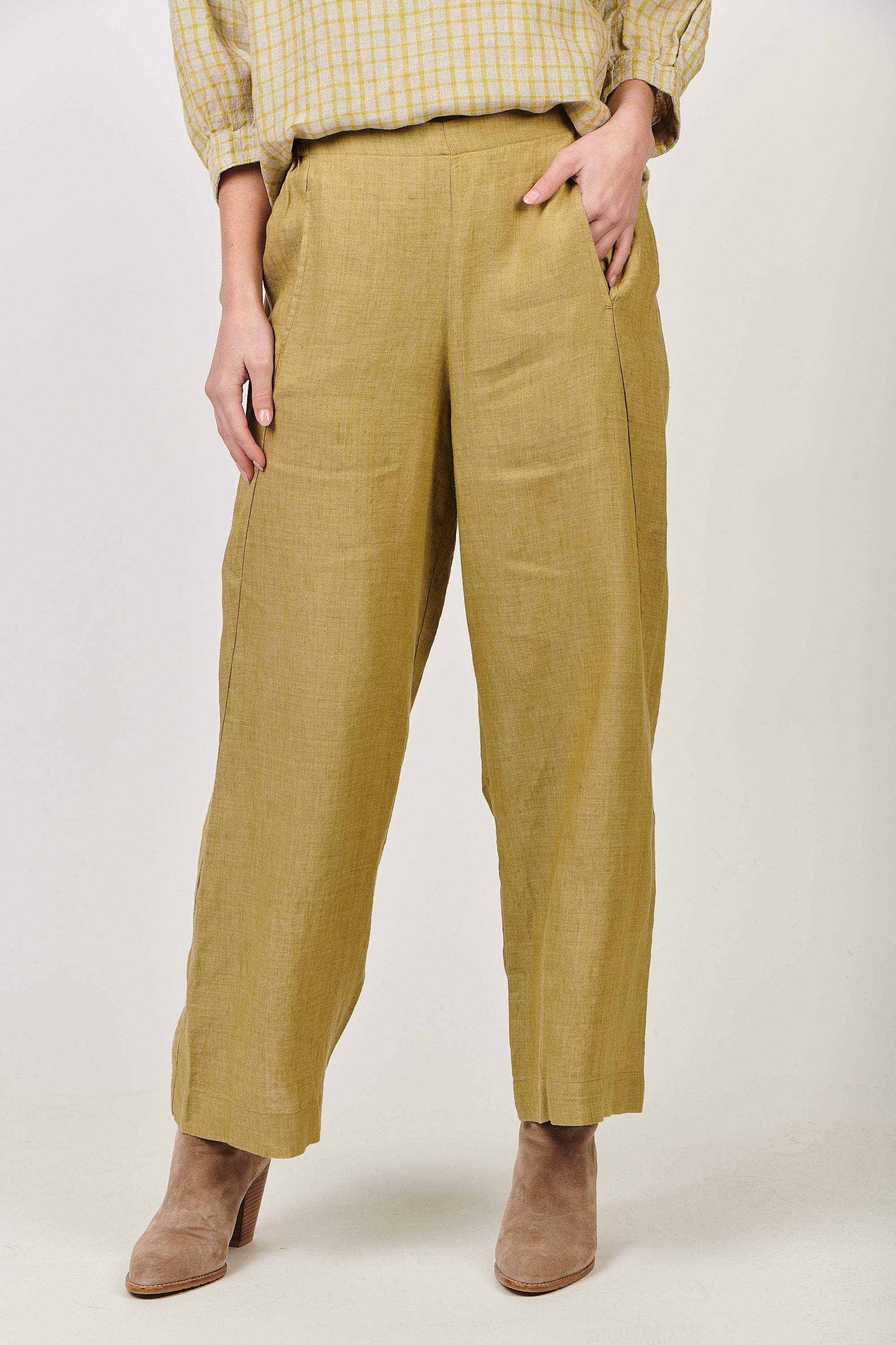GA398 Straight Leg Pant in Peridot GA398 Straight Leg Pant in Peridot