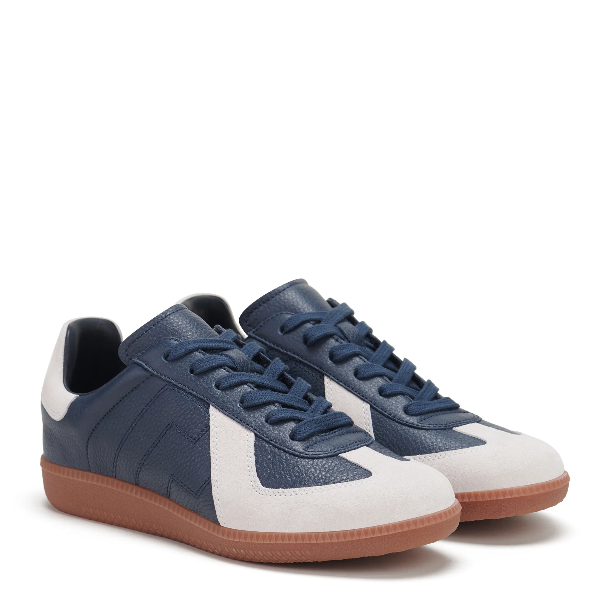 Pace Sneaker in Navy/Retro Gum Pace Sneaker in Navy/Retro Gum