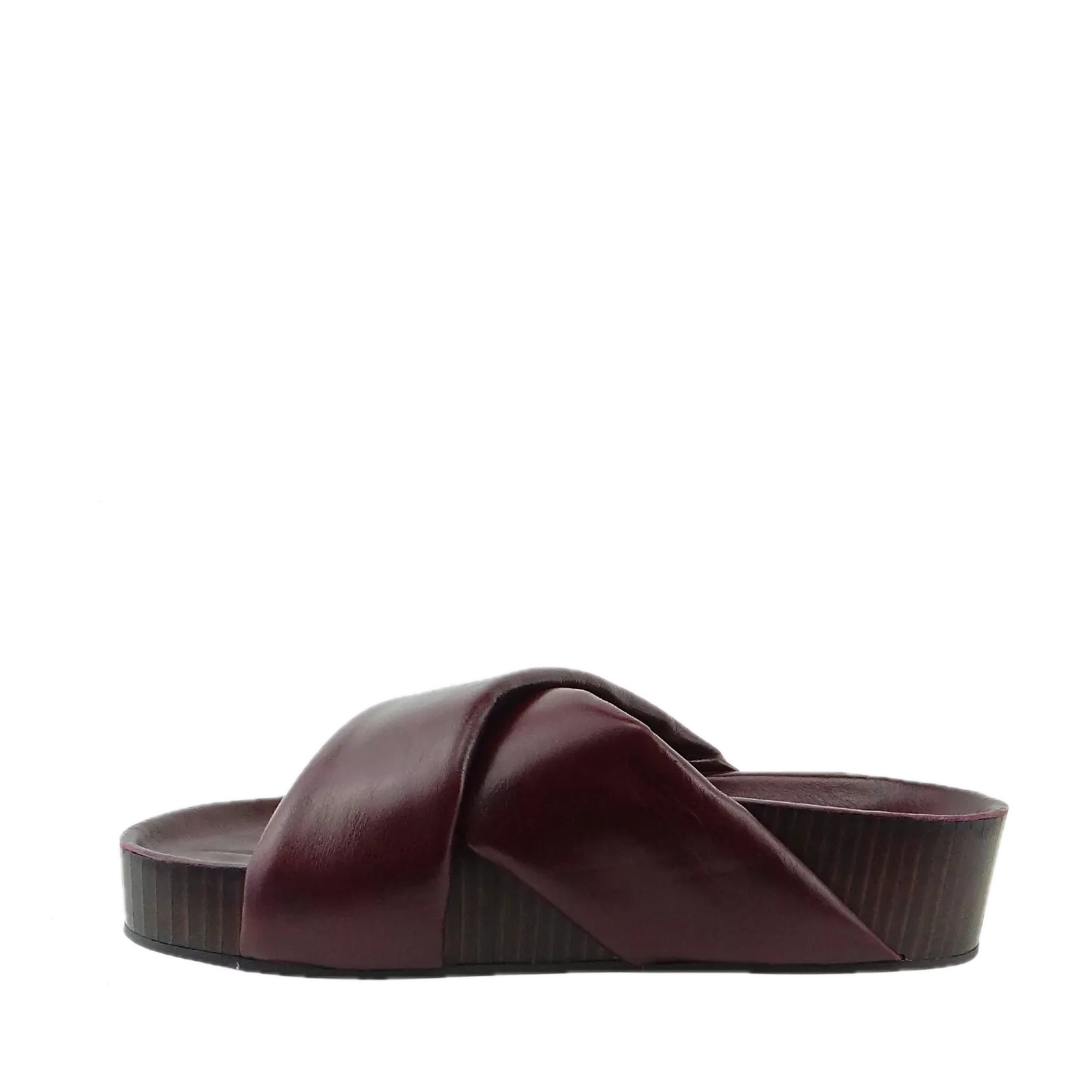 Sienna Wedge in Burgundy Sienna Wedge in Burgundy