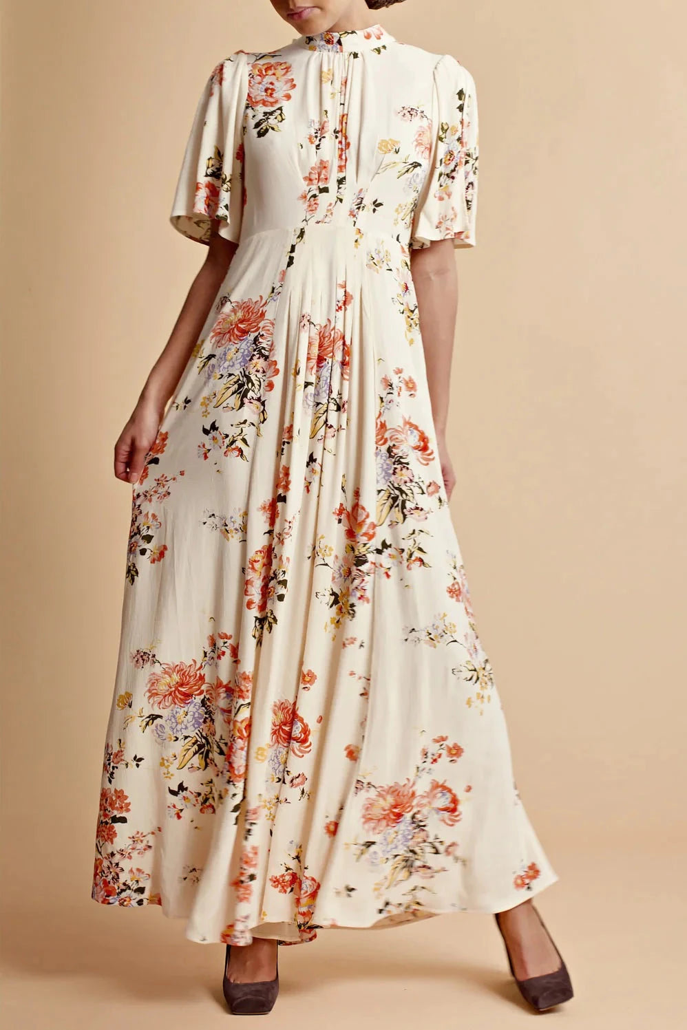 Summer Tieback Gown in Dahlia Summer Tieback Gown in Dahlia