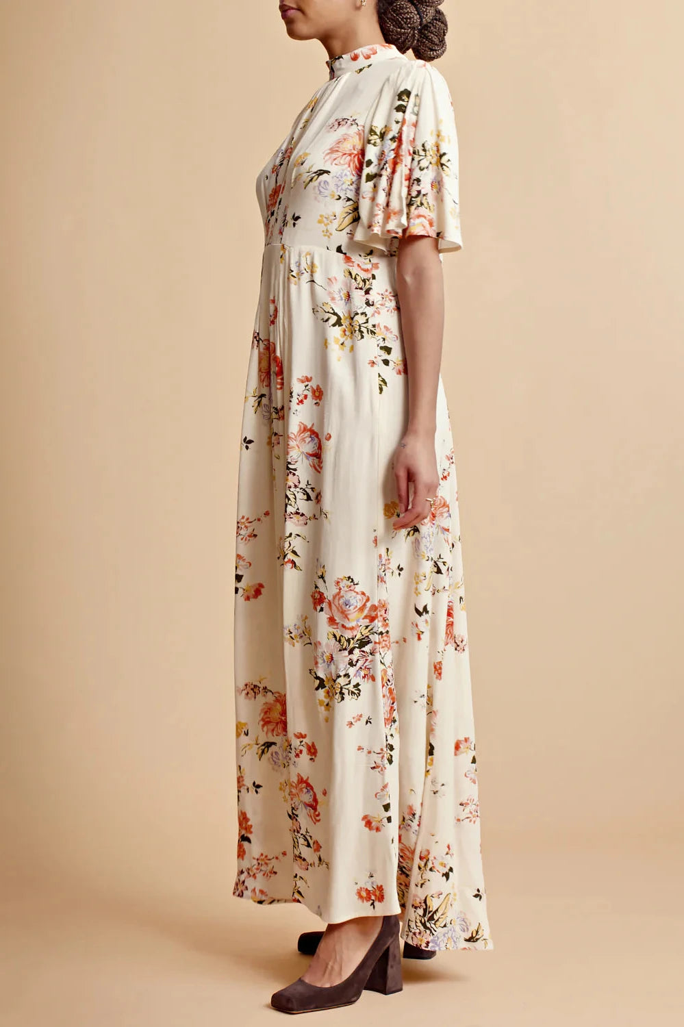 Summer Tieback Gown in Dahlia Summer Tieback Gown in Dahlia