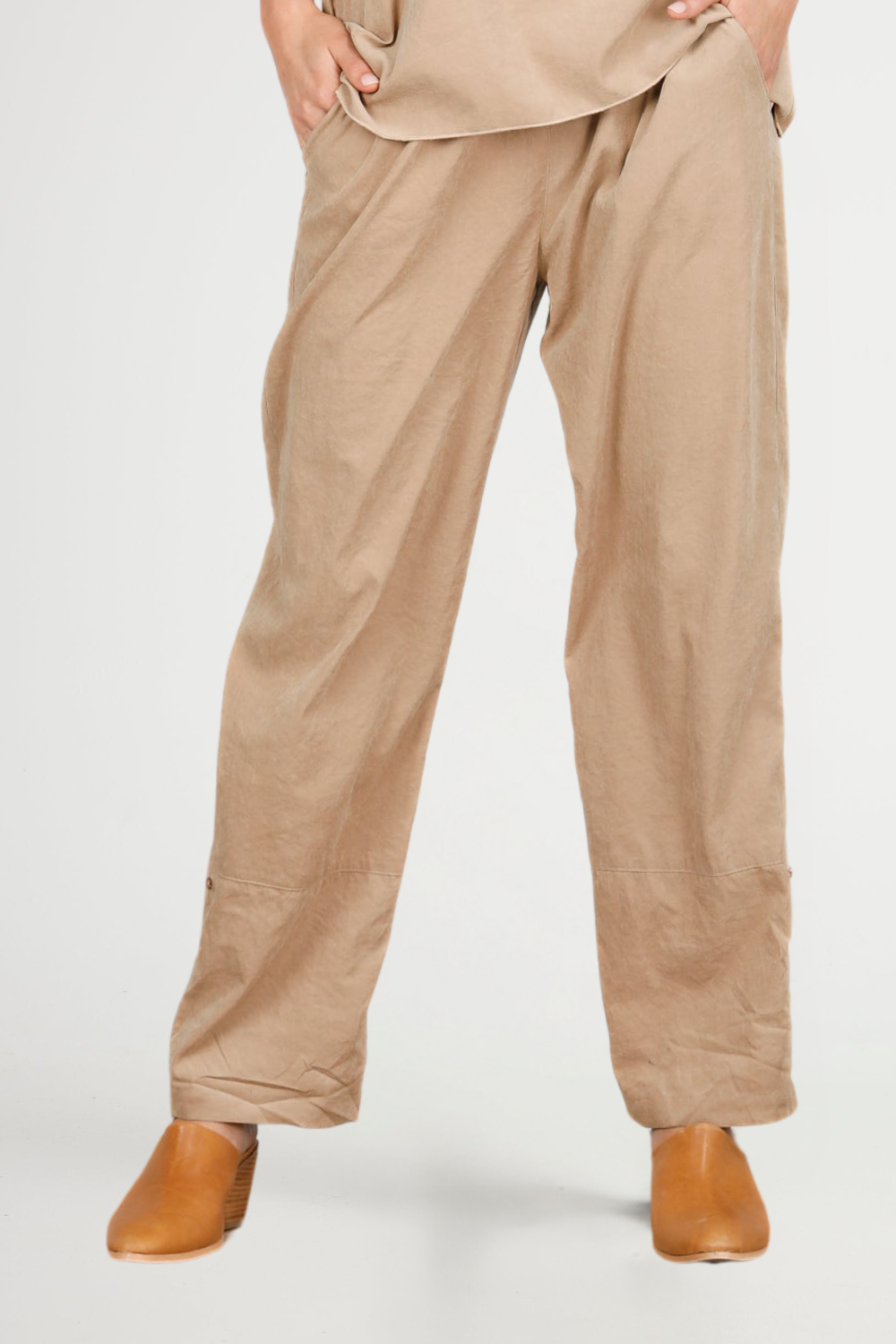 Wonderland Pant in Tan Wonderland Pant in Tan