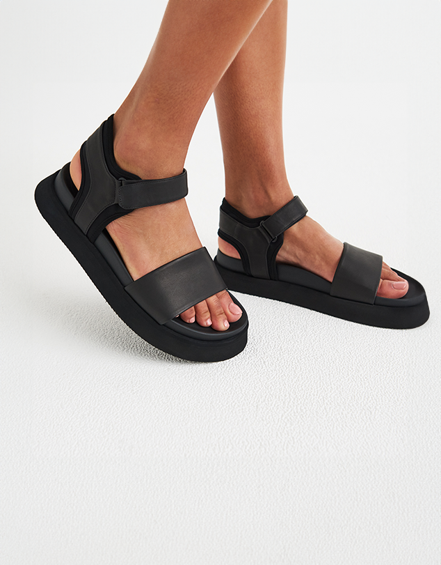 Acme Sandal All Black Acme Sandal All Black