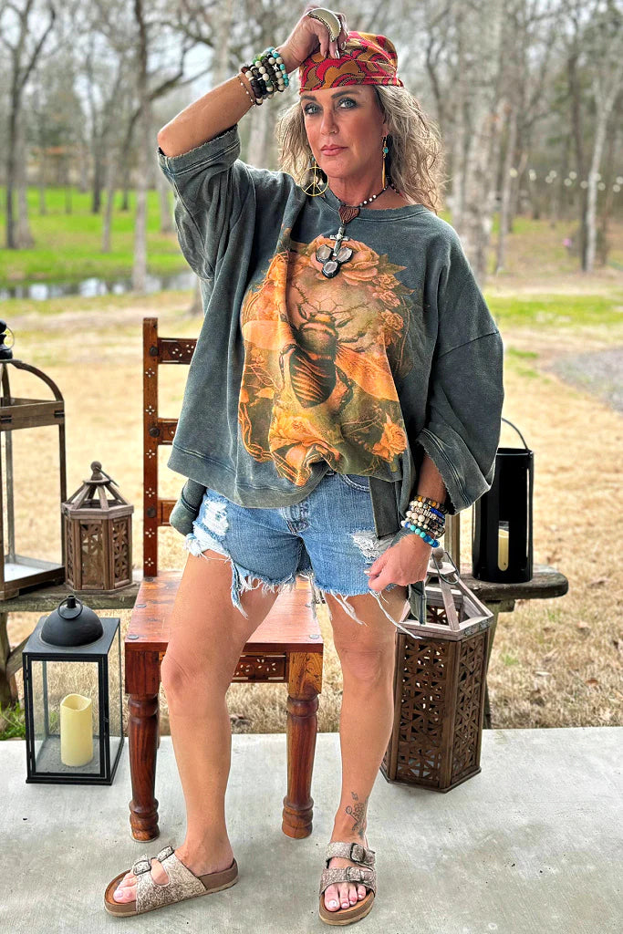 Dance With The Moon Sweatshirt - Buzzing Around Dance With The Moon Sweatshirt - Buzzing Around