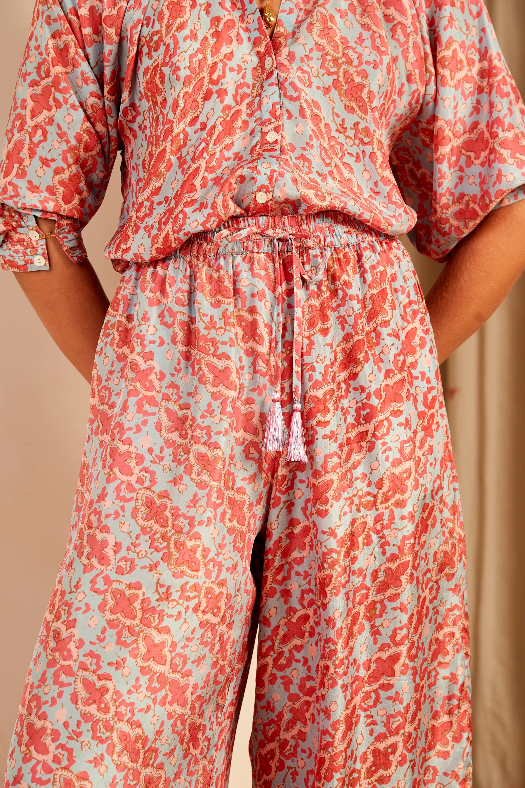 Emmy Wide Leg Cropped Pant in Shell Emmy Wide Leg Cropped Pant in Shell