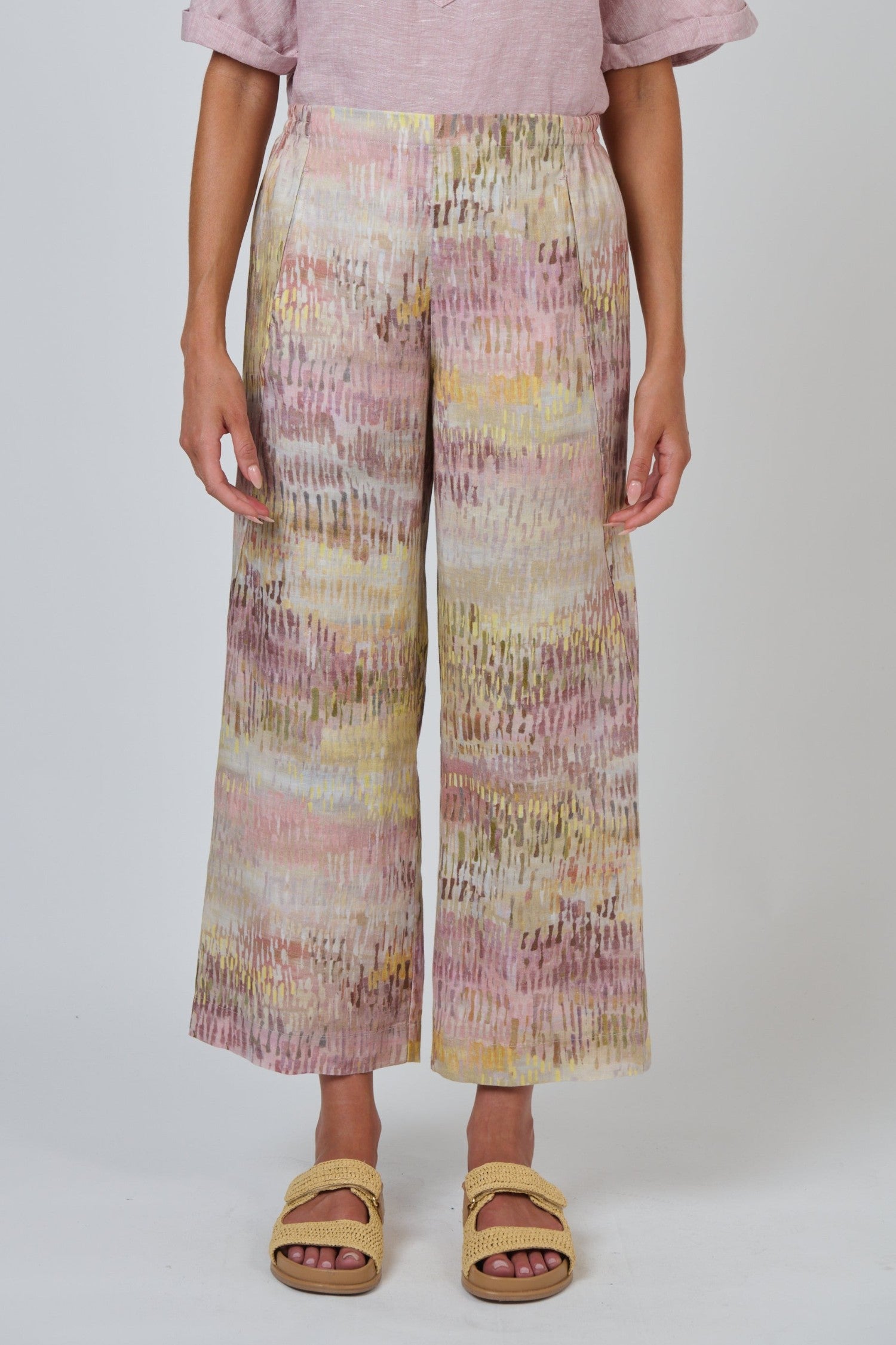 ELSHAM BOUTIQUE GA398 wide-leg linen trousers featuring a multi-coloured abstract print and flat front waistband.