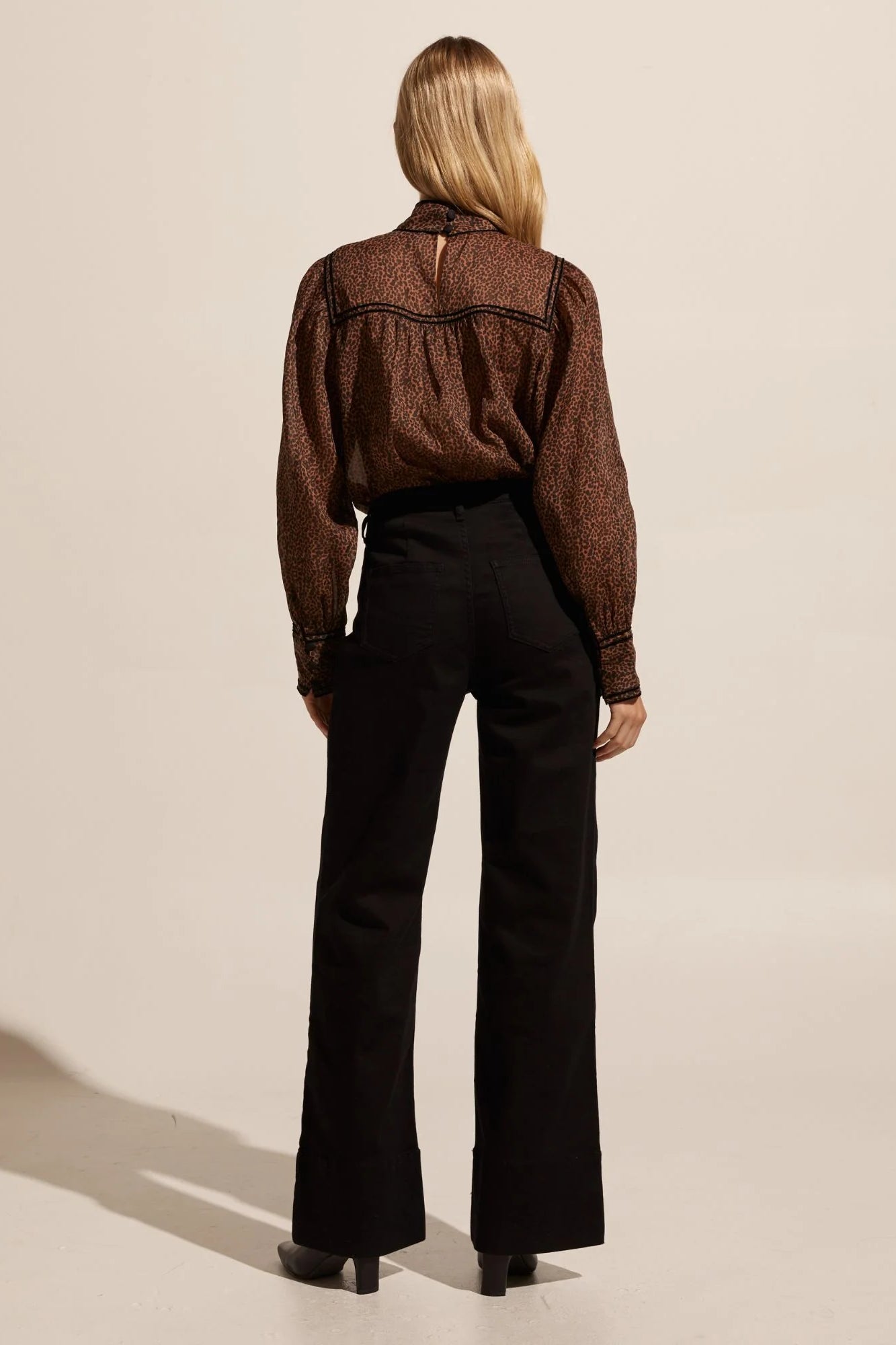Horizen Top in Toast Leopard Horizen Top in Toast Leopard