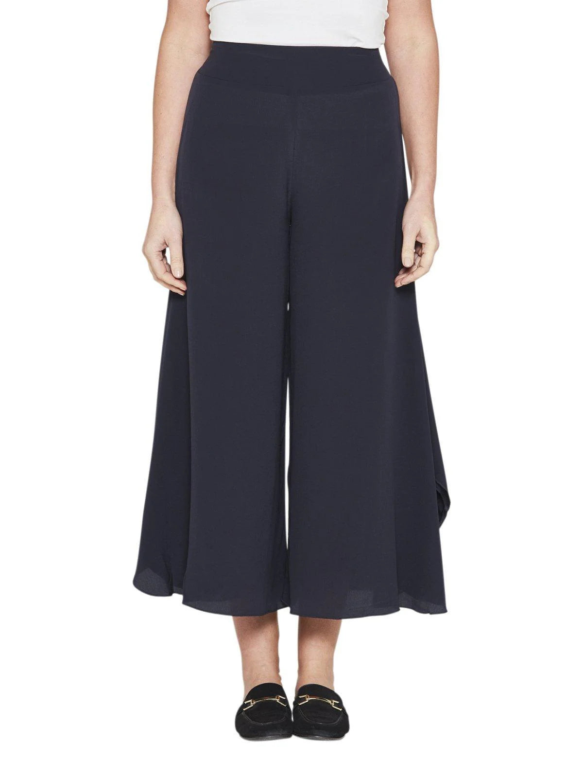 McGehee Pants in New Navy McGehee Pants in New Navy