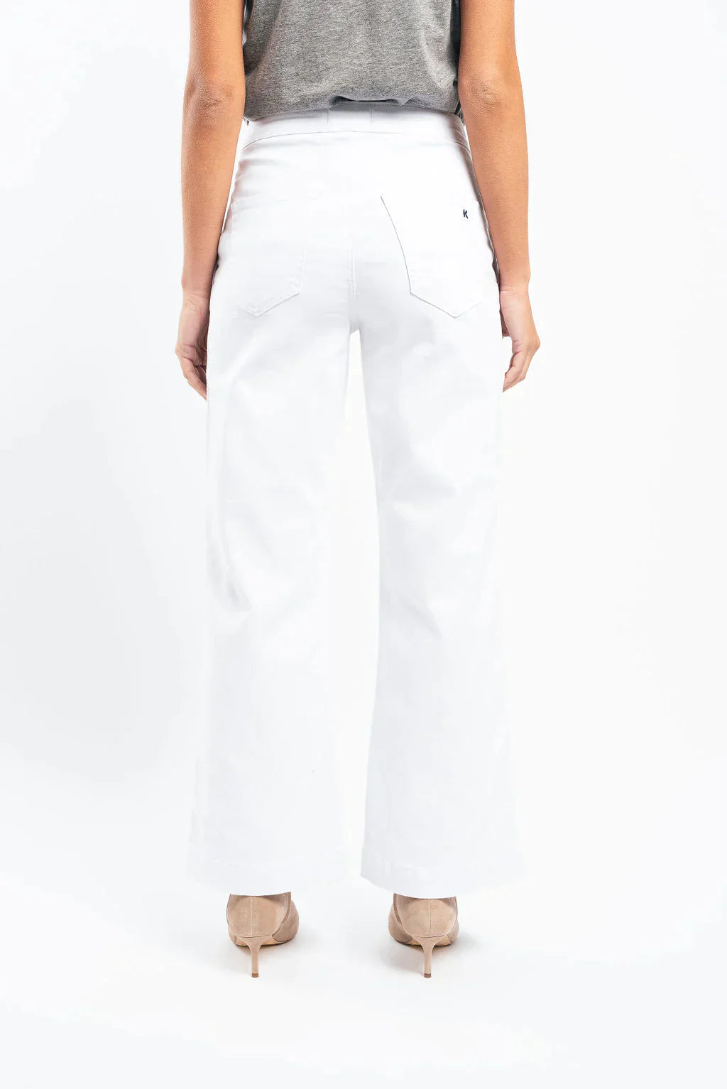 Freya Sailor Jean in Snow White Freya Sailor Jean in Snow White