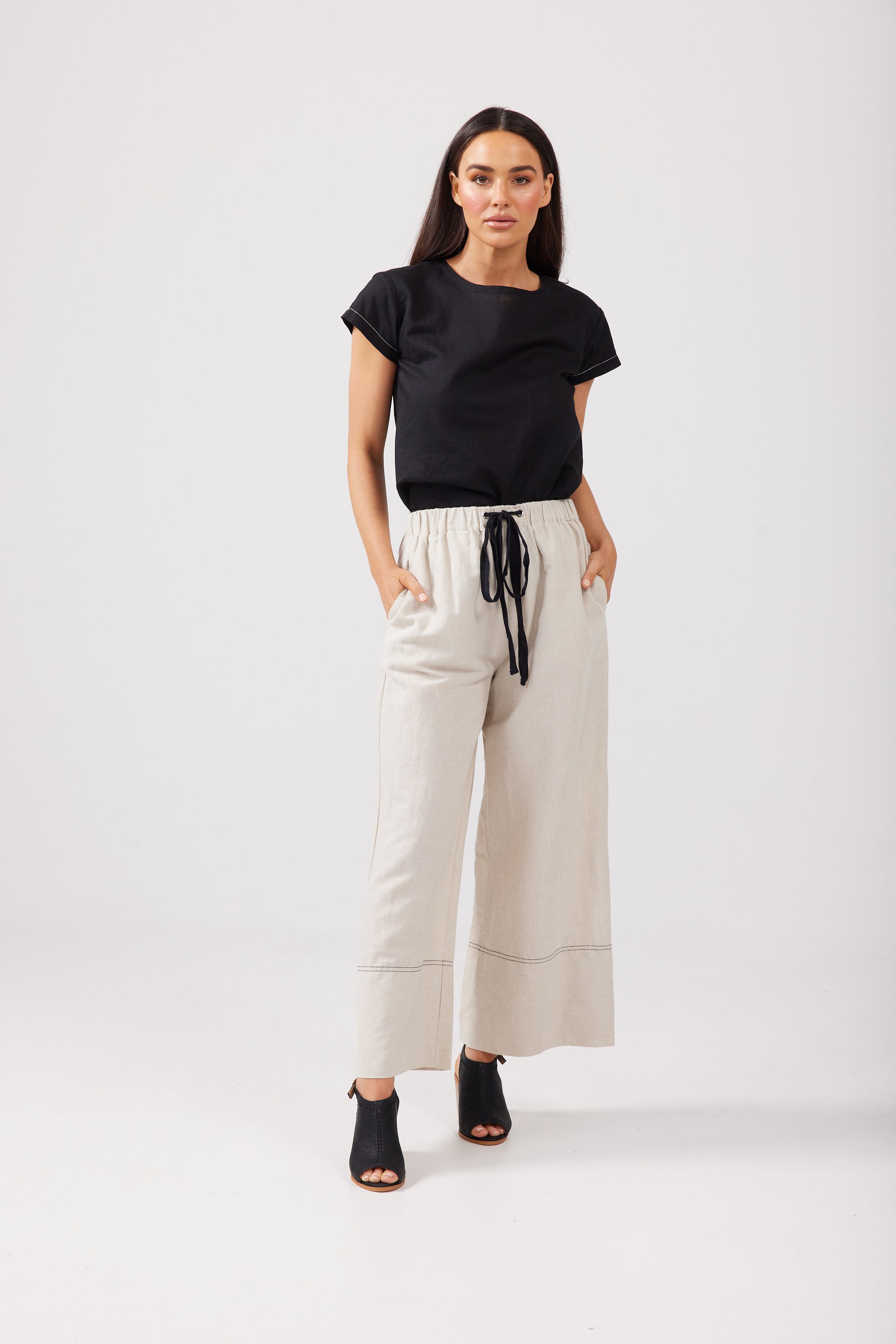 Brave + True - Elevate Pants in Natural - Womens Clothing - Black Linen  elastic waist contrast stitch – Secret Girl Stuff