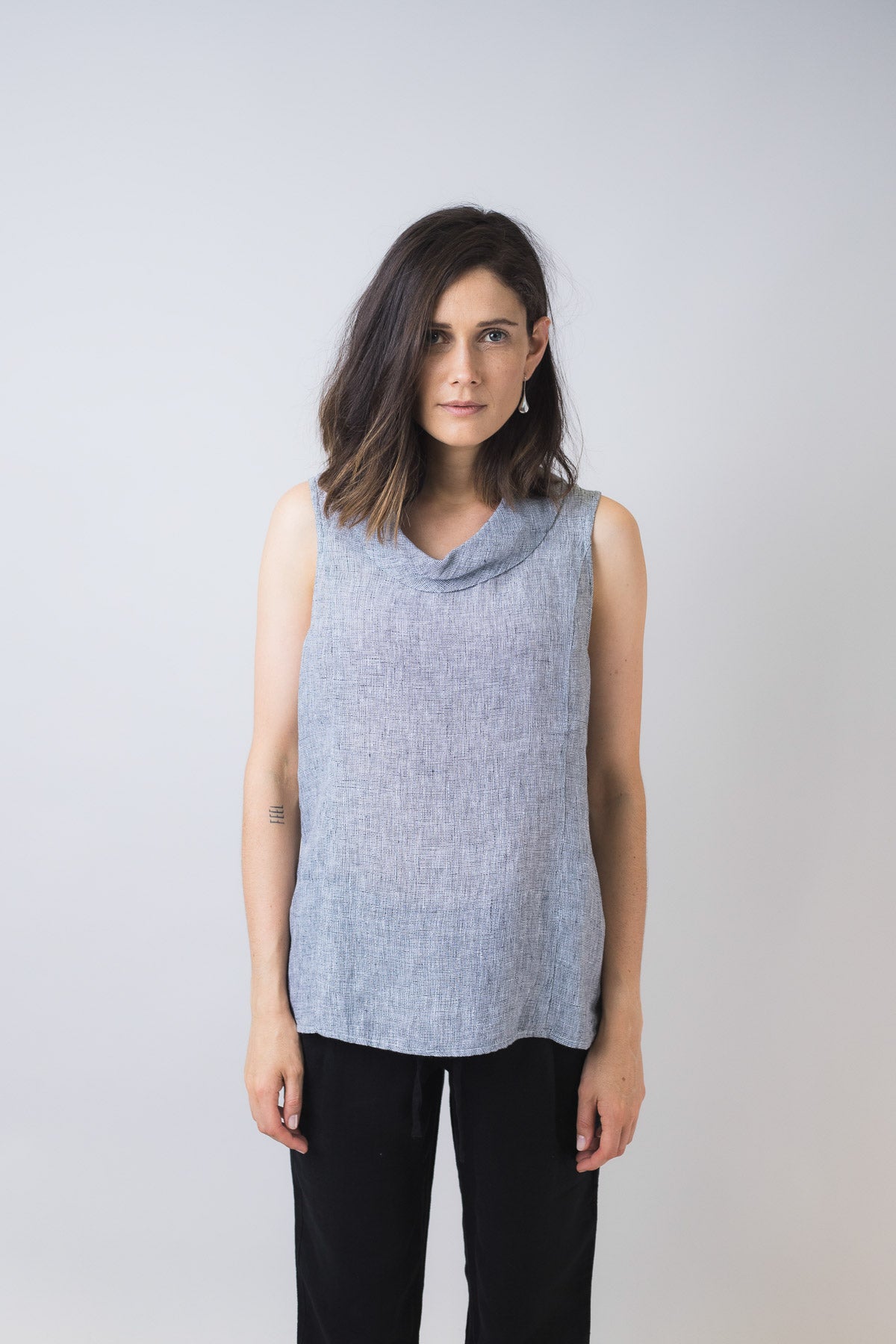GA313 Claire Top in Black Houndstooth GA313 Claire Top in Black Houndstooth