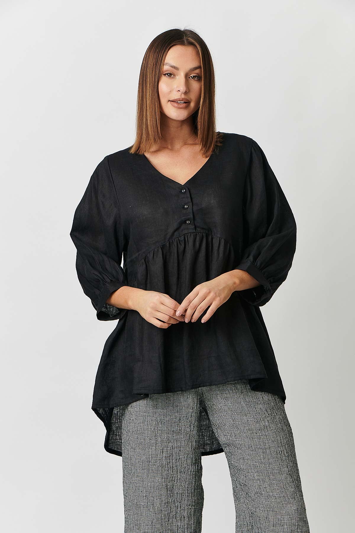 GA414 V Neck Swing Tunic in Black GA414 V Neck Swing Tunic in Black