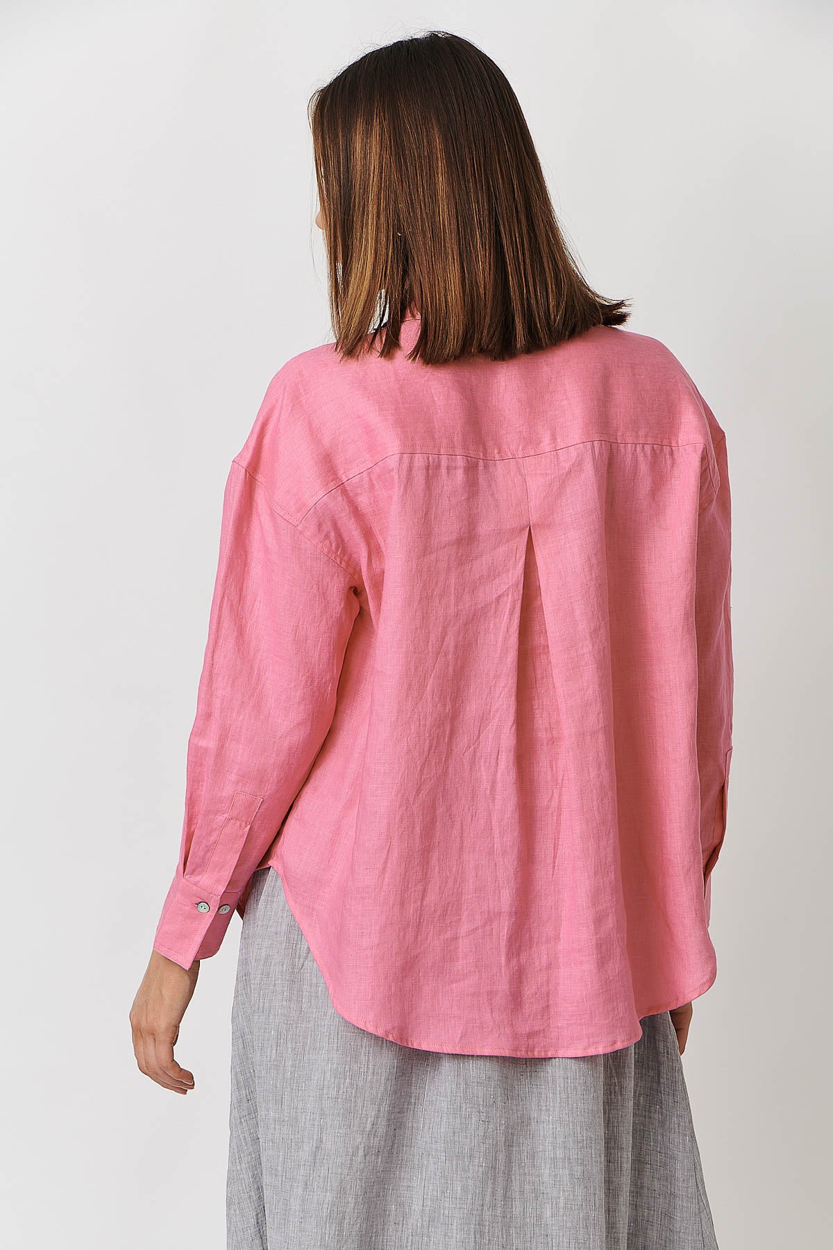 GA415 Classic Button Up Shirt in Azalea GA415 Classic Button Up Shirt in Azalea