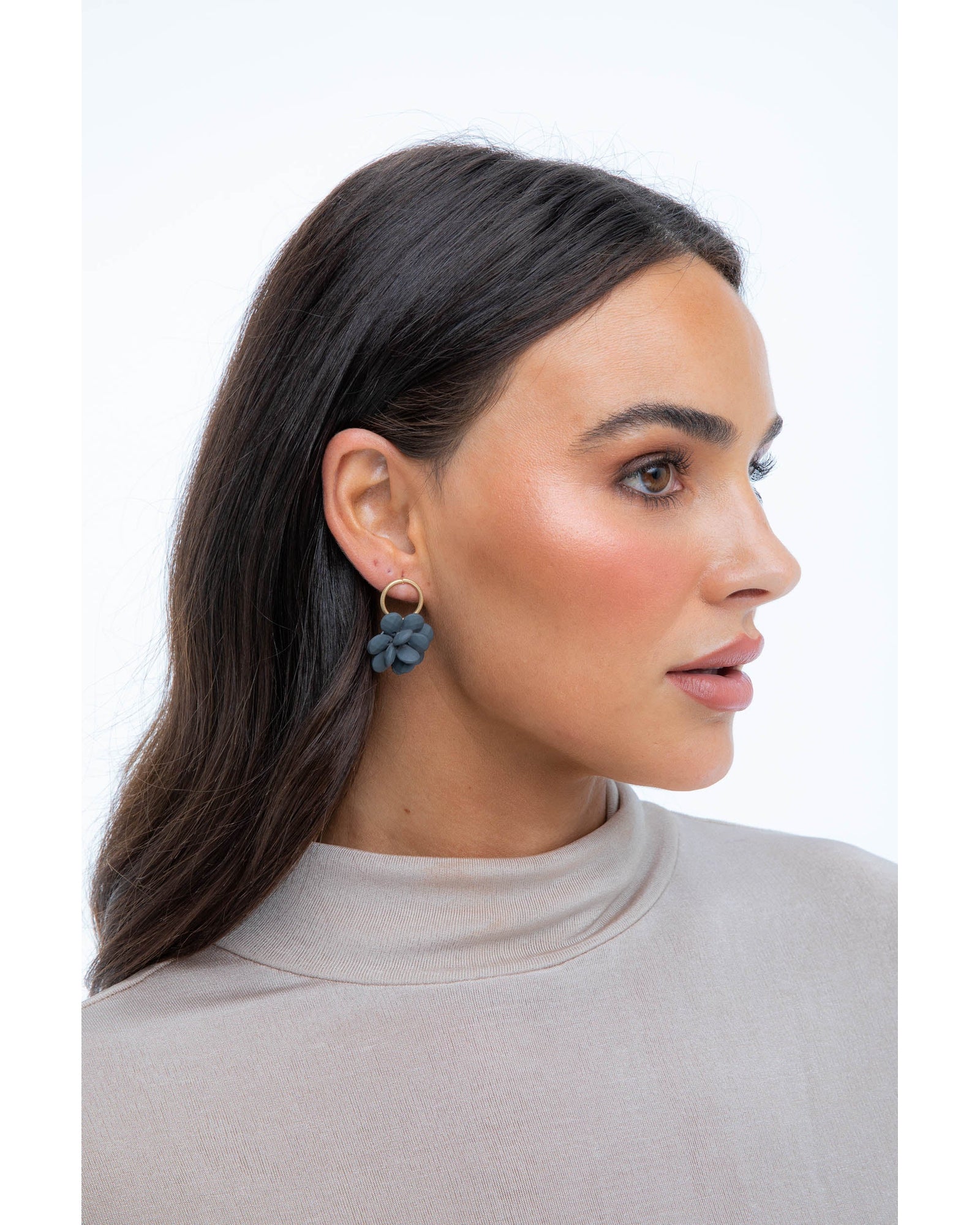 Sophie Earrings in Ash Sophie Earrings in Ash
