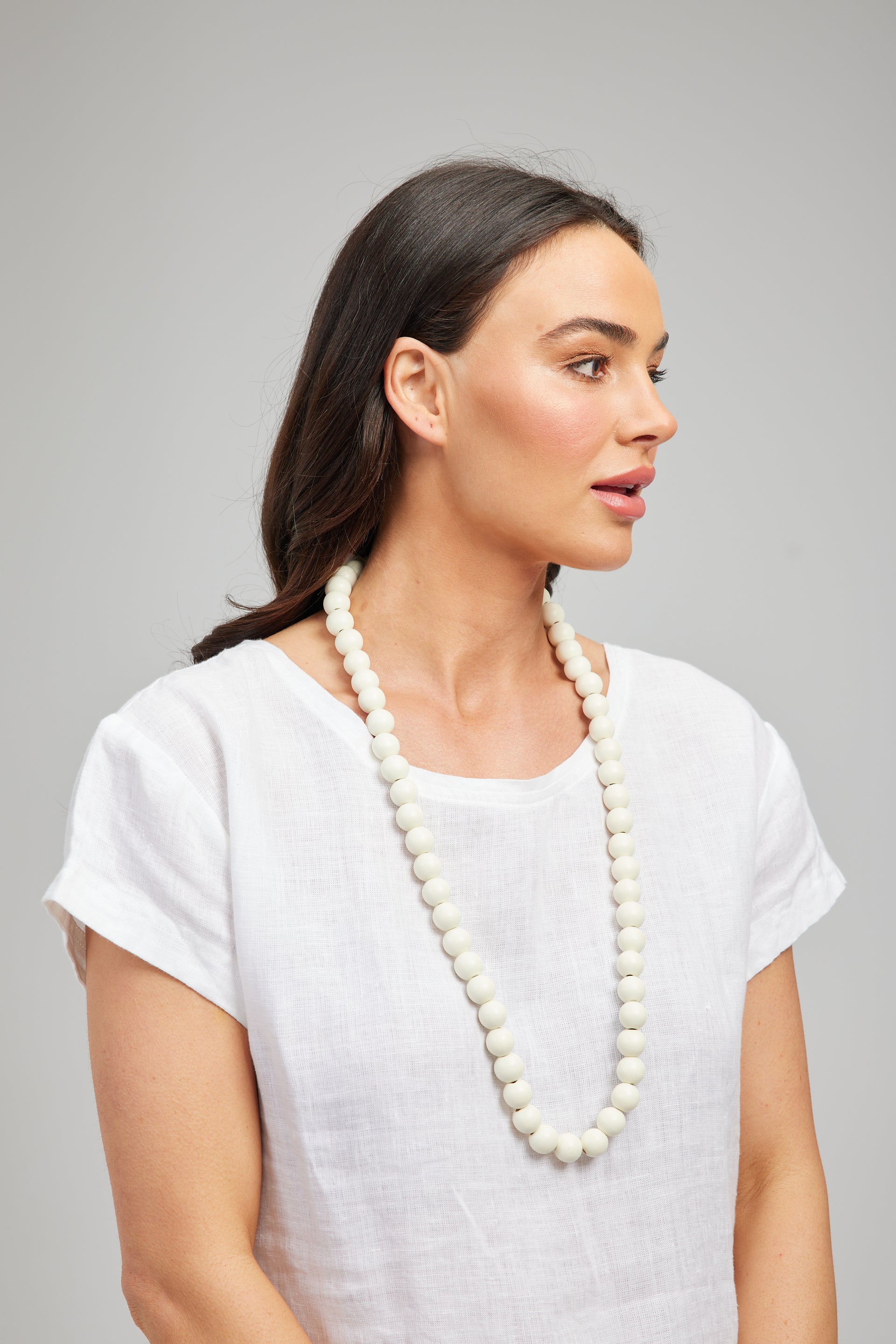 Clarice Bead Necklace in Ivory