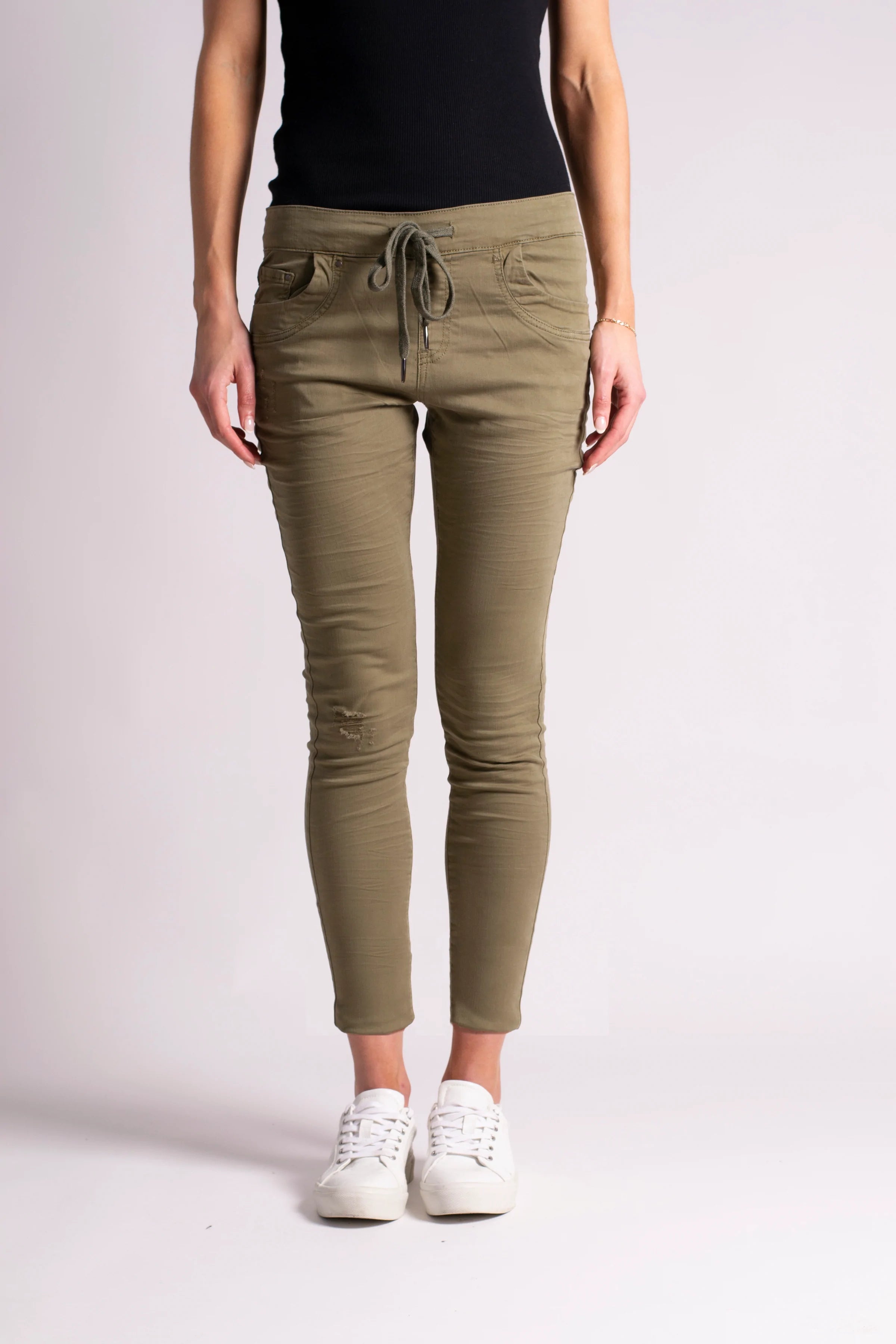 Samantha Jogger in Olive Samantha Jogger in Olive