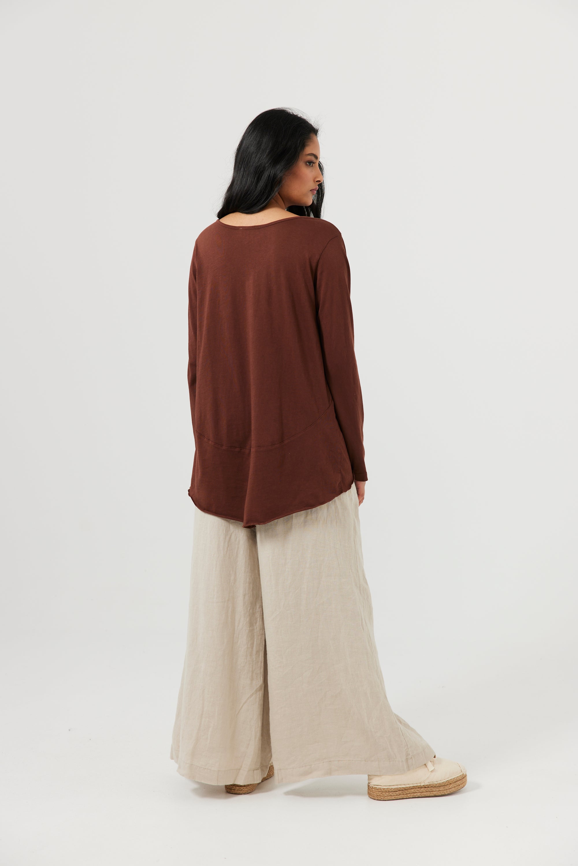 Congo Long Sleeve Tee in Chocolate Wash Congo Long Sleeve Tee in Chocolate Wash