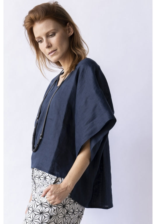 Fuzuki Top in Navy Fuzuki Top in Navy