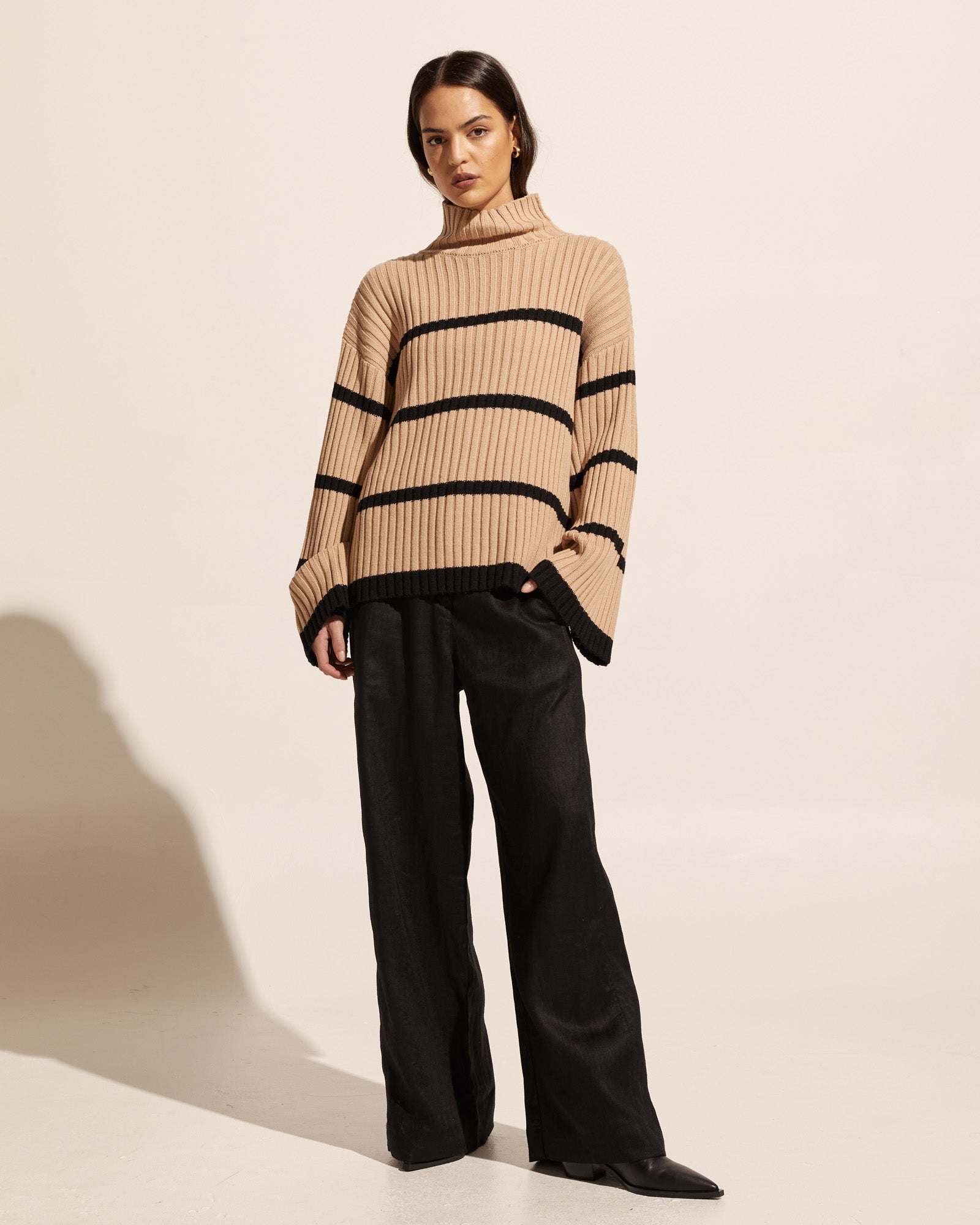 Privy Knit in Camel/Black Privy Knit in Camel/Black