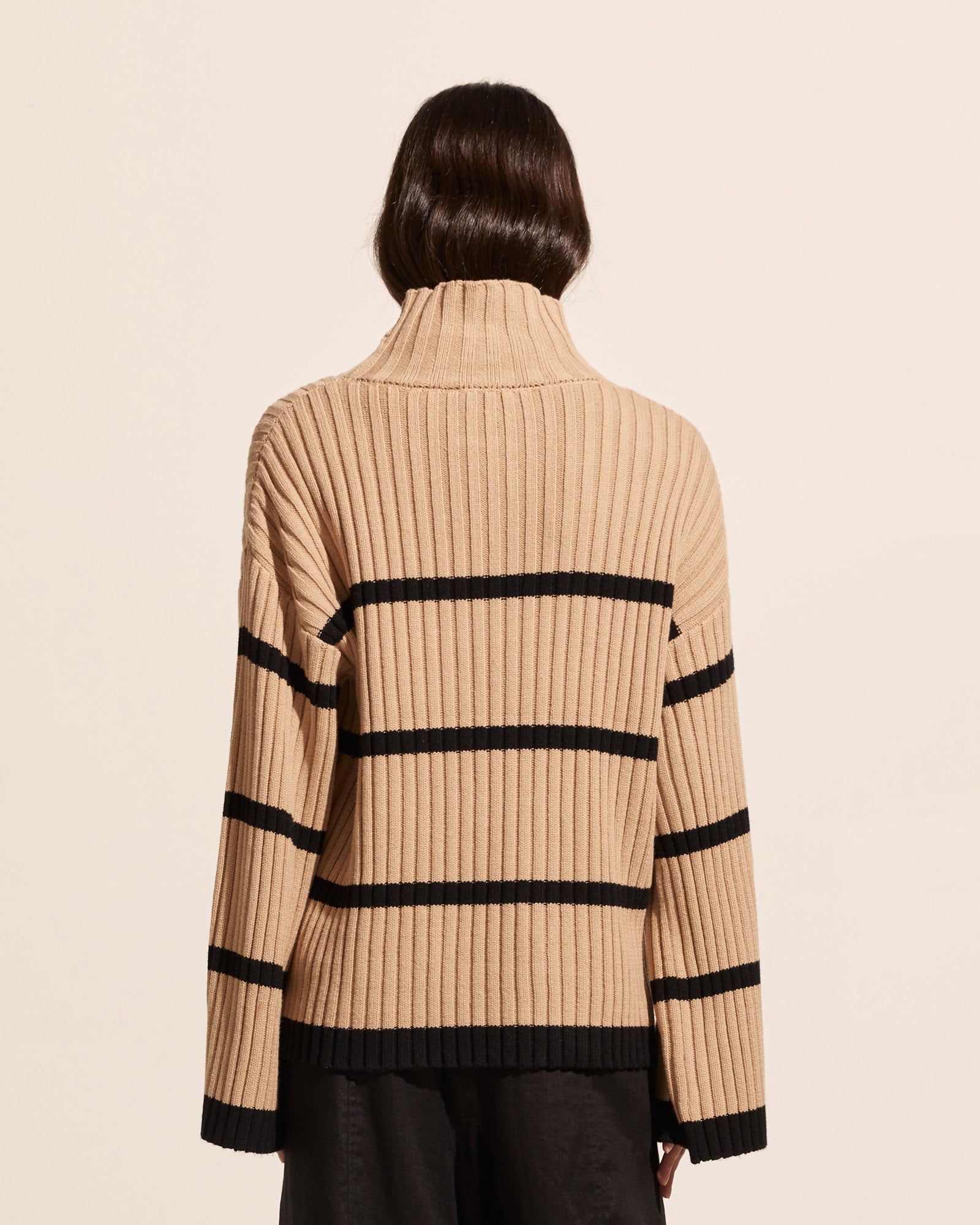 Privy Knit in Camel/Black Privy Knit in Camel/Black