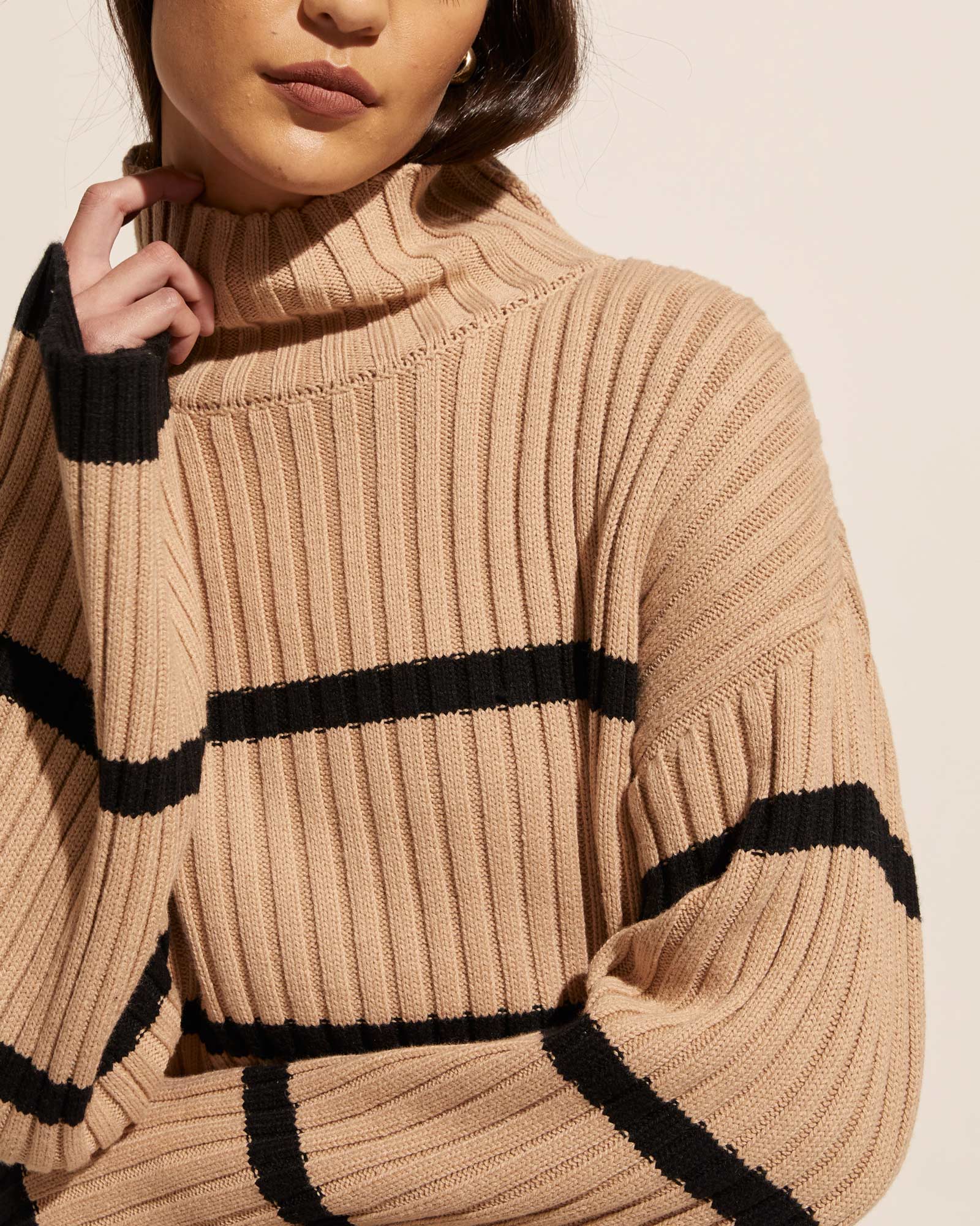 Privy Knit in Camel/Black Privy Knit in Camel/Black
